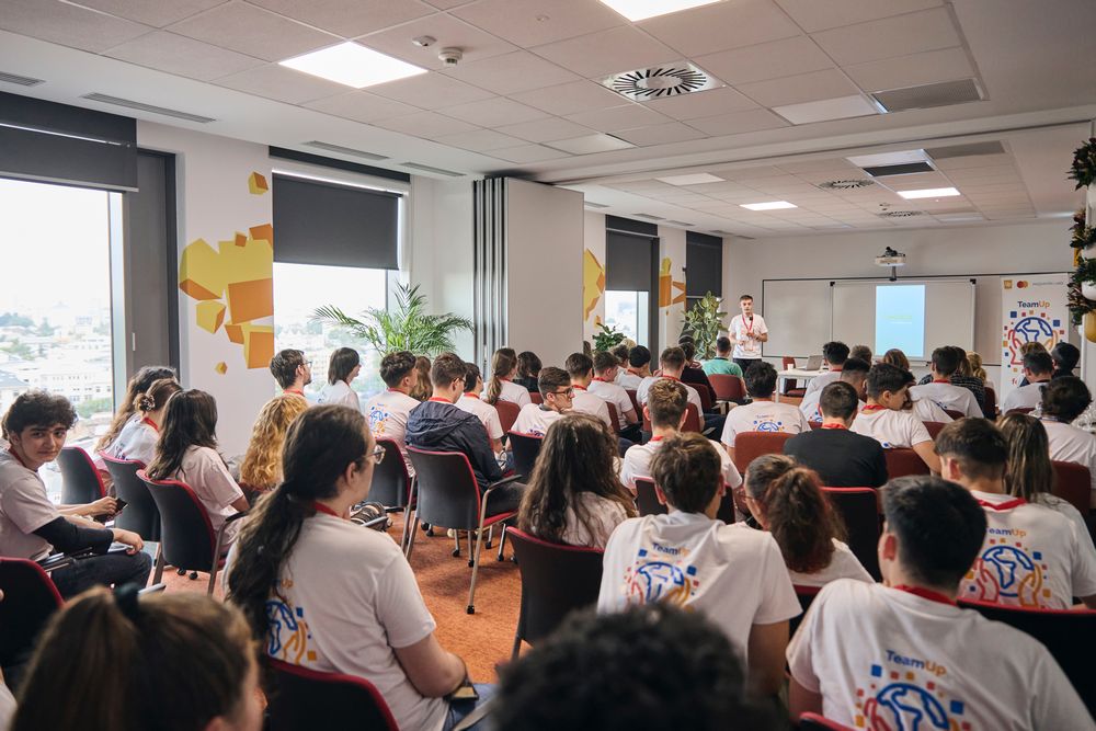 Hackathon TeamUp for Change Up România