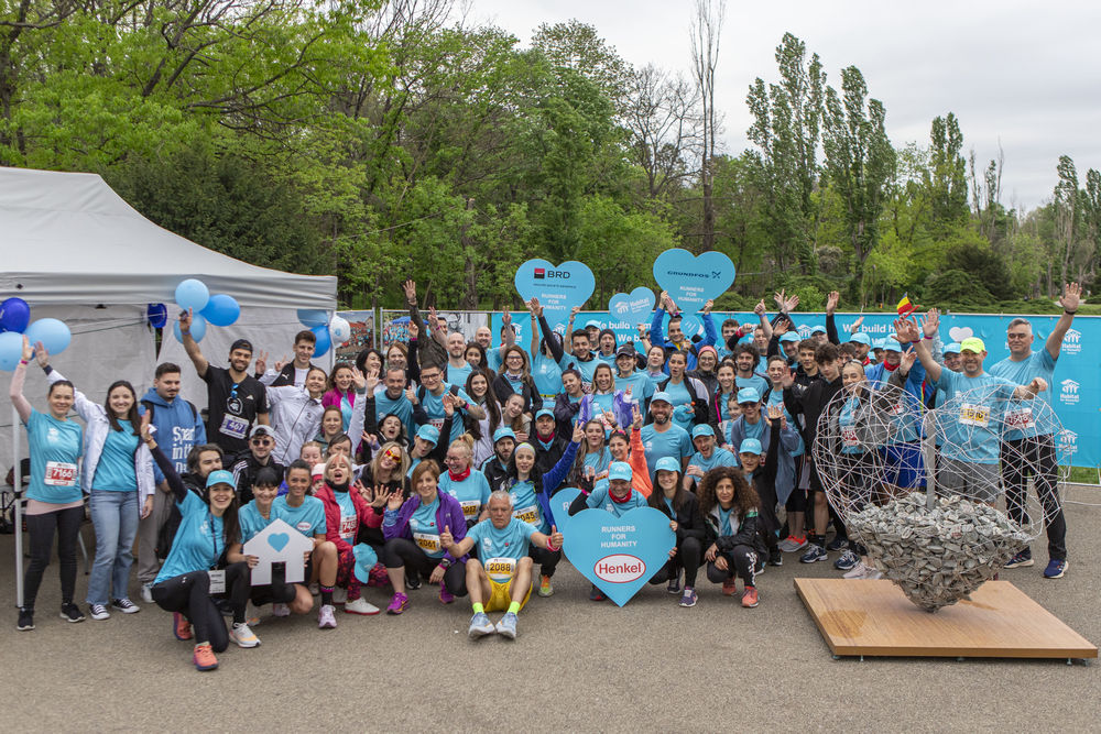 Echipa Runners for Humanity