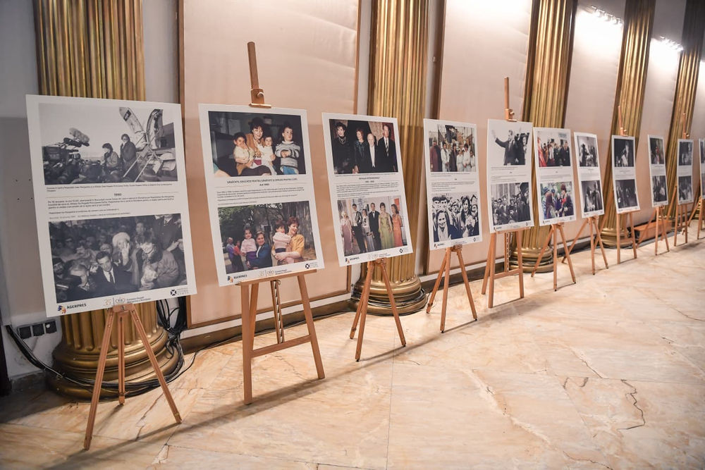 Fundația Regală Margareta a României (FRMR) expoziția „35 de ani de fapte bune împreună”_credit Alex Micsik AGERPRES FOTO