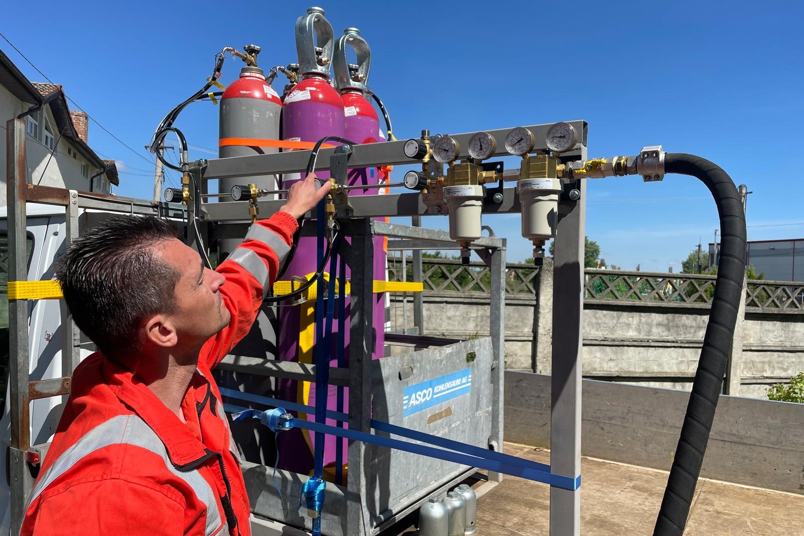 Delgaz Grid 30 hygrid 2