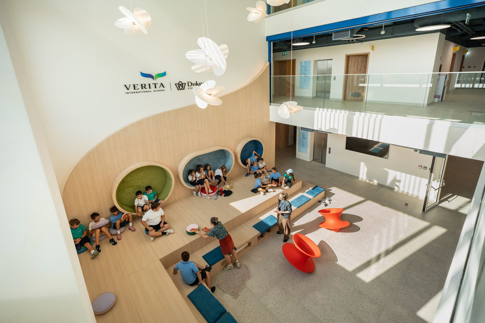 Verita Amber Campus 2026